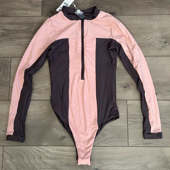 NWT PILYQ Pink and Brown Long Sleeve Bodysuit Size Medium - Picture 1 of 10